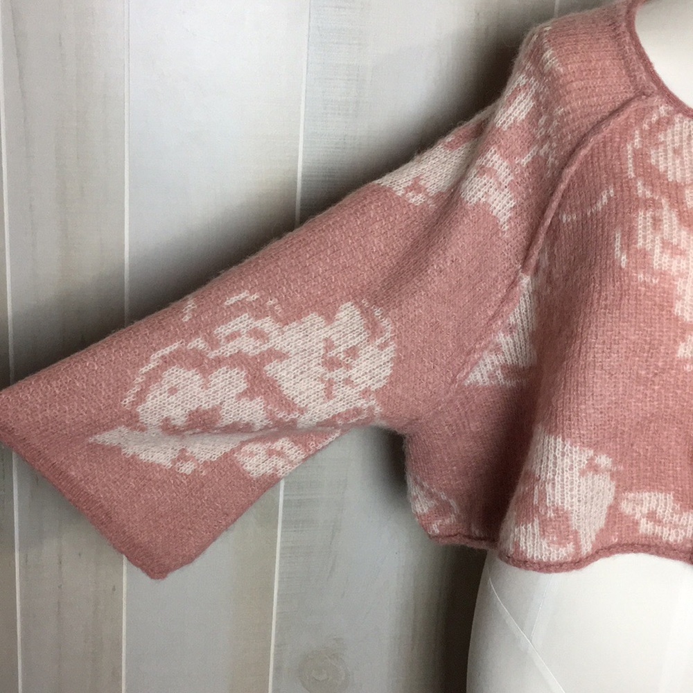 Free People Pink Oversized Crop Sweater S - Picture 4 of 8